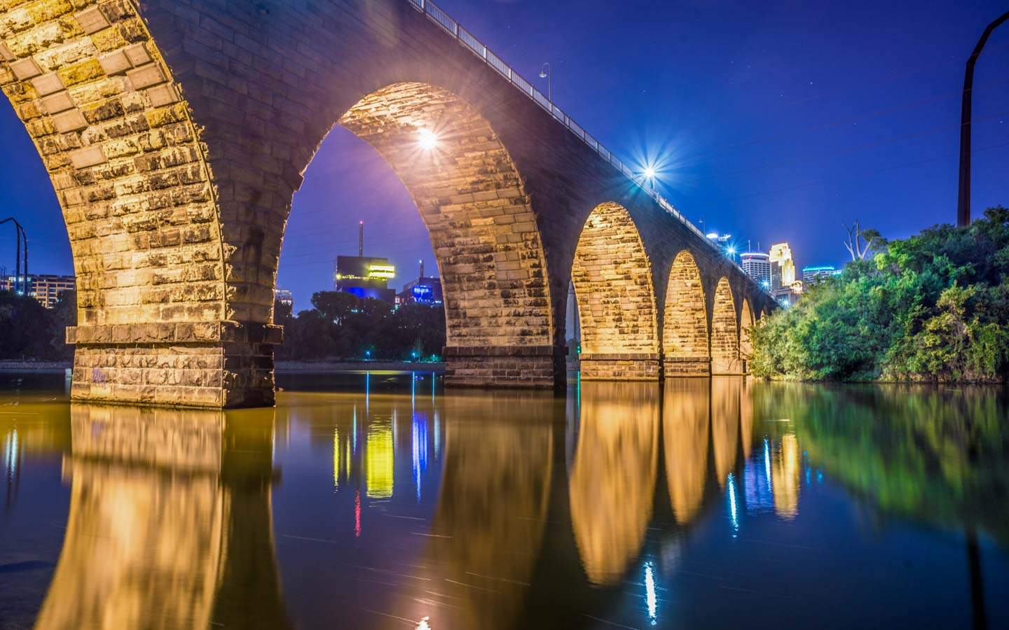 Свод моста. Каменный арочный мост в Миннеаполисе. Каменный мост Чжаочжоу. Ночной каменный мост.